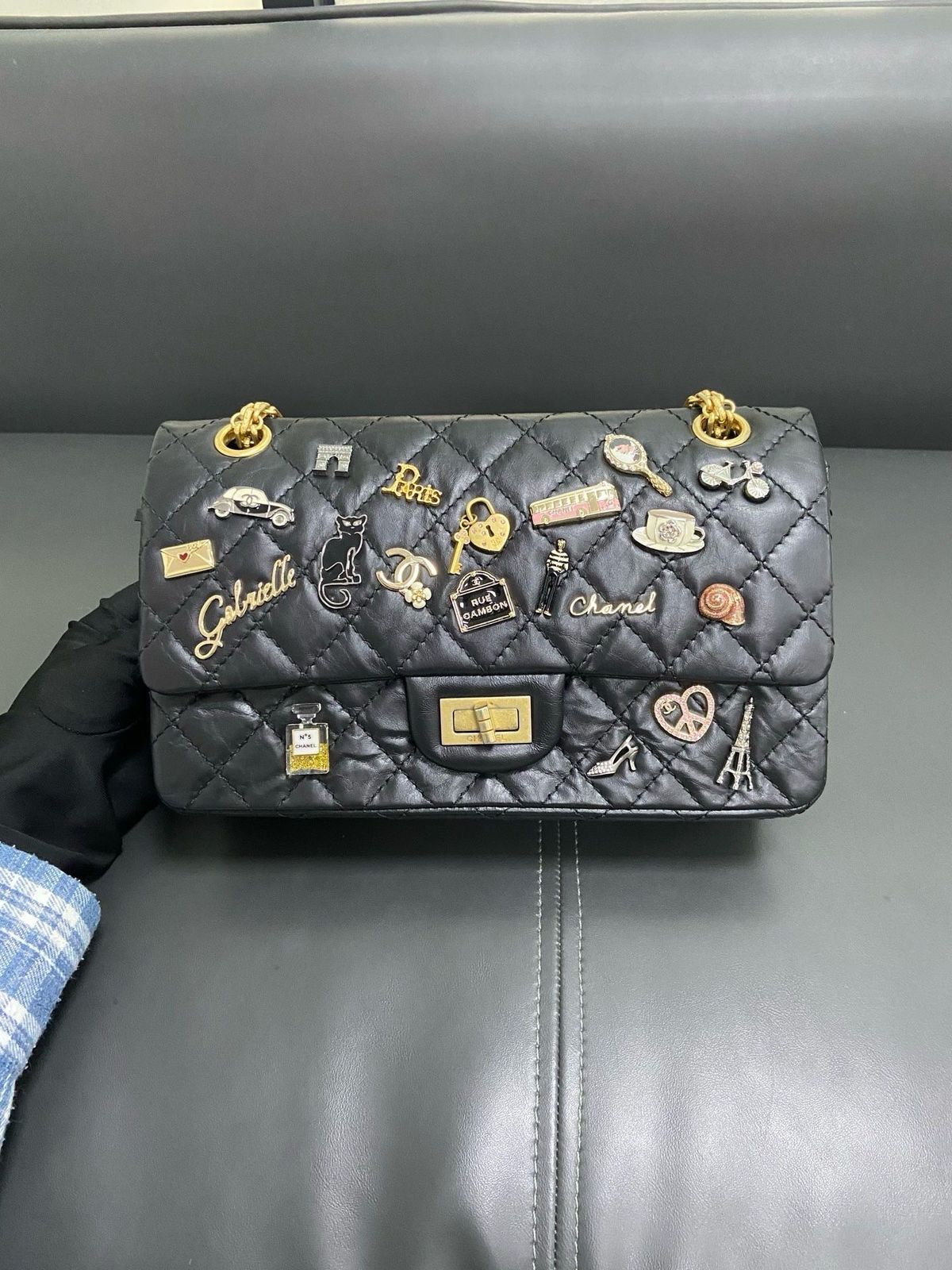 Chanel Lucky charm reissue 2.55 small Flap bag限定徽章(Item Code 
