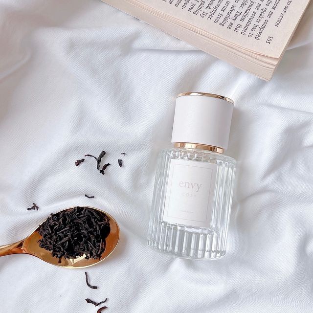 COSY風鈴草雪松白茶香水| envy perfume