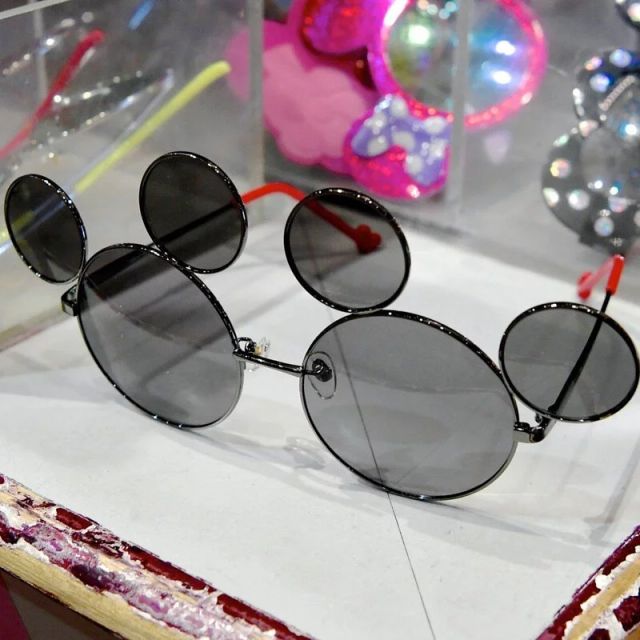 Tokyo Disney Resort Pirates sunglasses Mickey Mouse 2019 Limited Tokyo Disney Resort Pirates sunglasses Mickey Mouse... | Depop main image 4