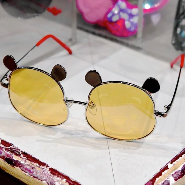 TDR - Winnie The Pooh Sunglasses | BELLOSHOPHK LIMITED display picture 2
